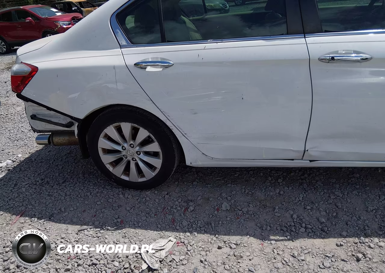 2015 Honda Accord Ex-L VIN:1HGCR2F85FA031843 - 18