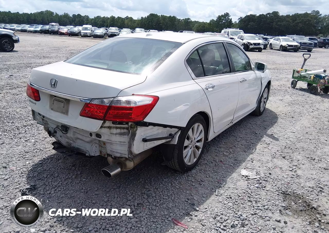 2015 Honda Accord Ex-L VIN:1HGCR2F85FA031843 - 4