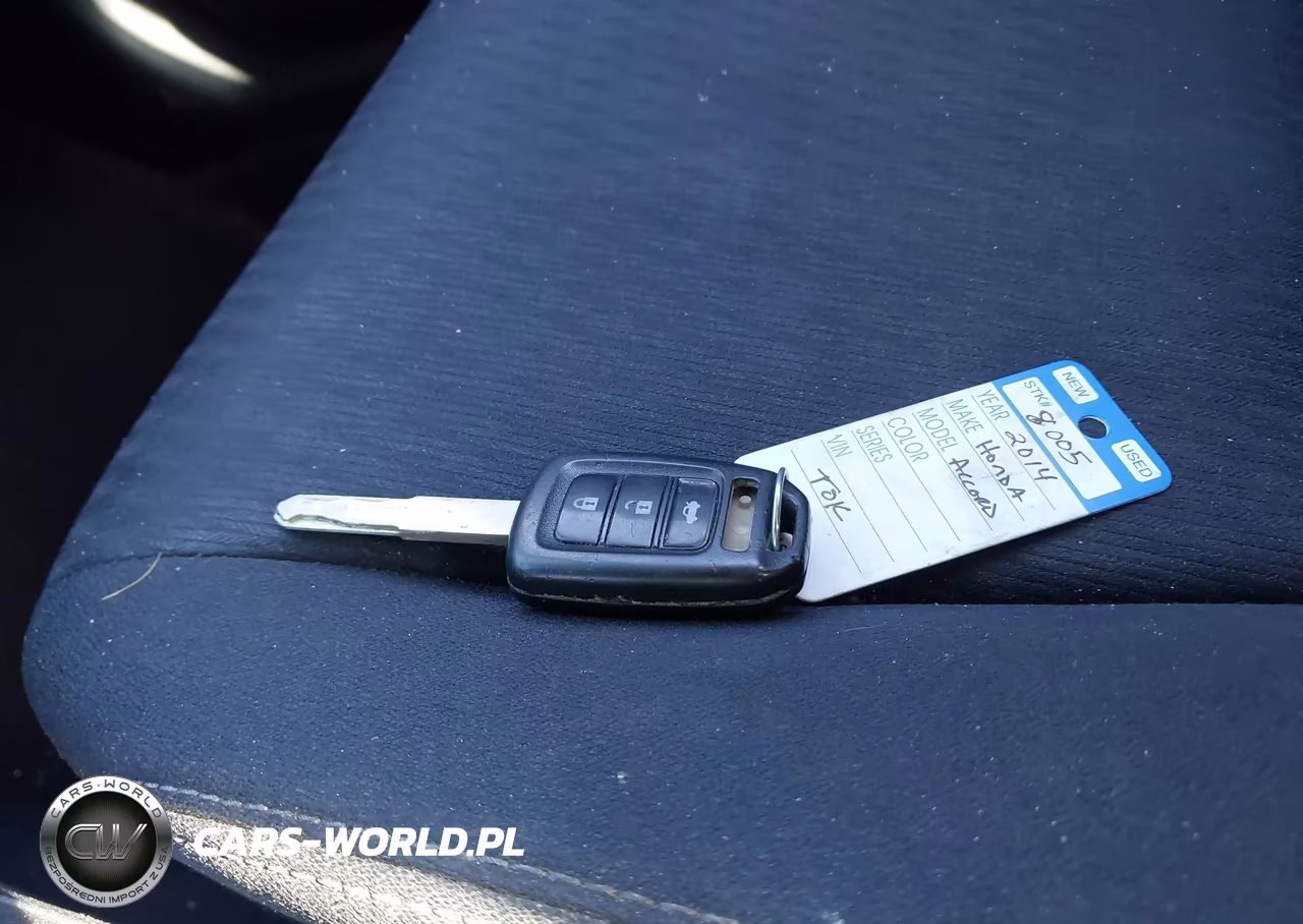 2014 Honda Accord Sport VIN:1HGCR2F51EA029365 - 11