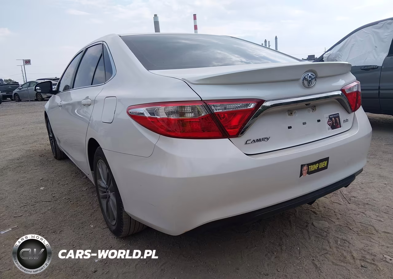 2017 Toyota Camry Se VIN:4T1BF1FK2HU290344 - 3