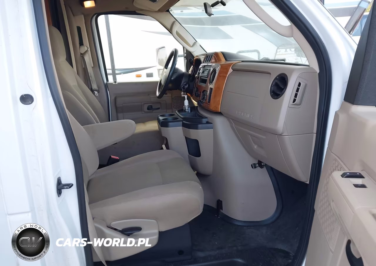 2009 Ford E-450 Cutaway VIN:1FDXE45S69DA49805 - 5