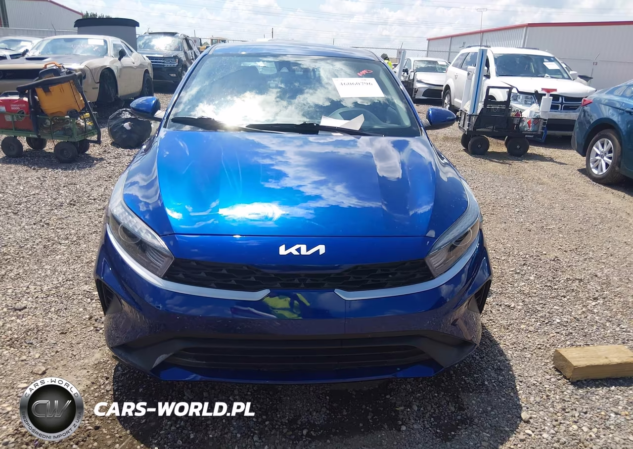 2024 Kia Forte Lxs VIN:3KPF24AD3RE807873 - 12