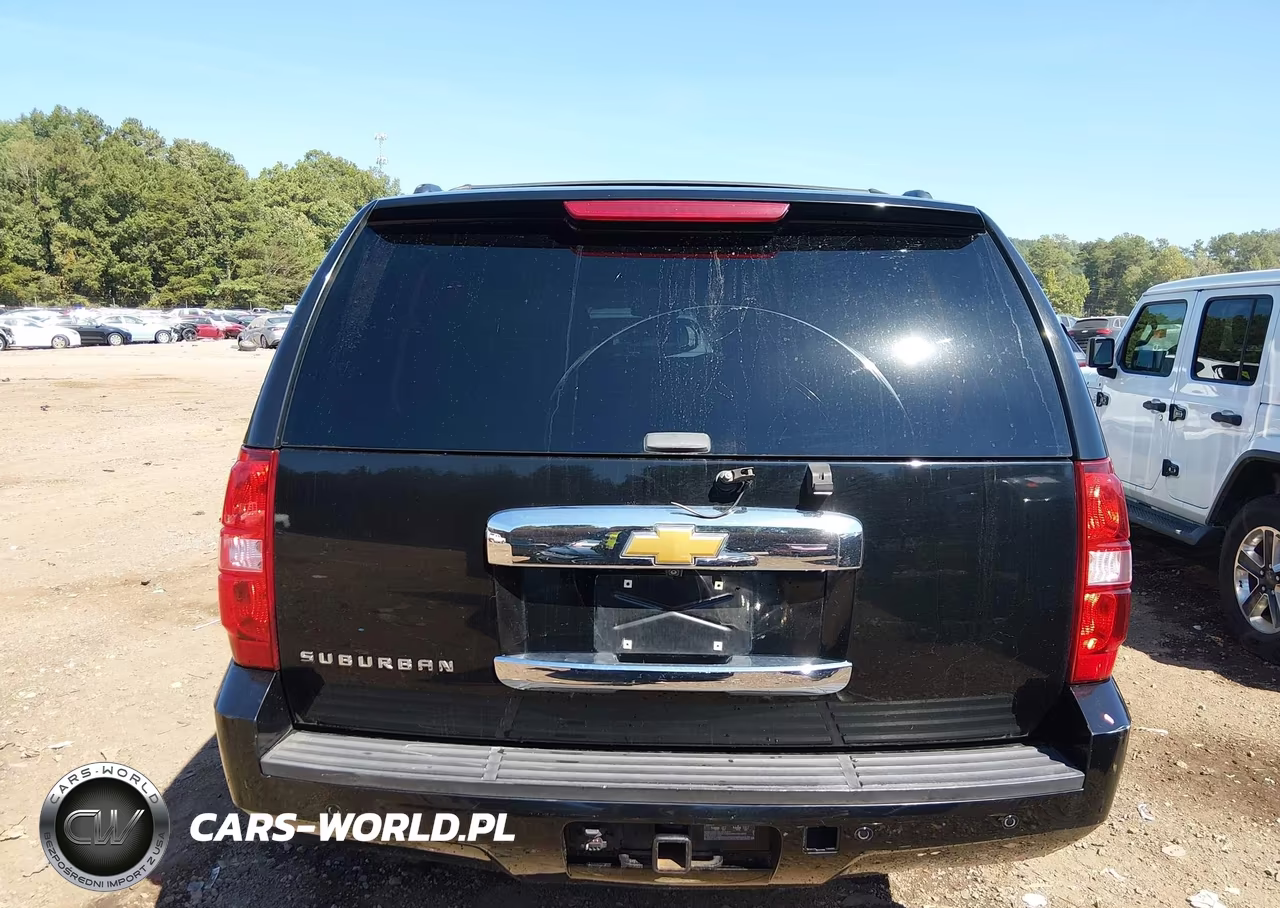 2013 Chevrolet Suburban 1500 Ls VIN:1GNSCHE02DR101105 - 17