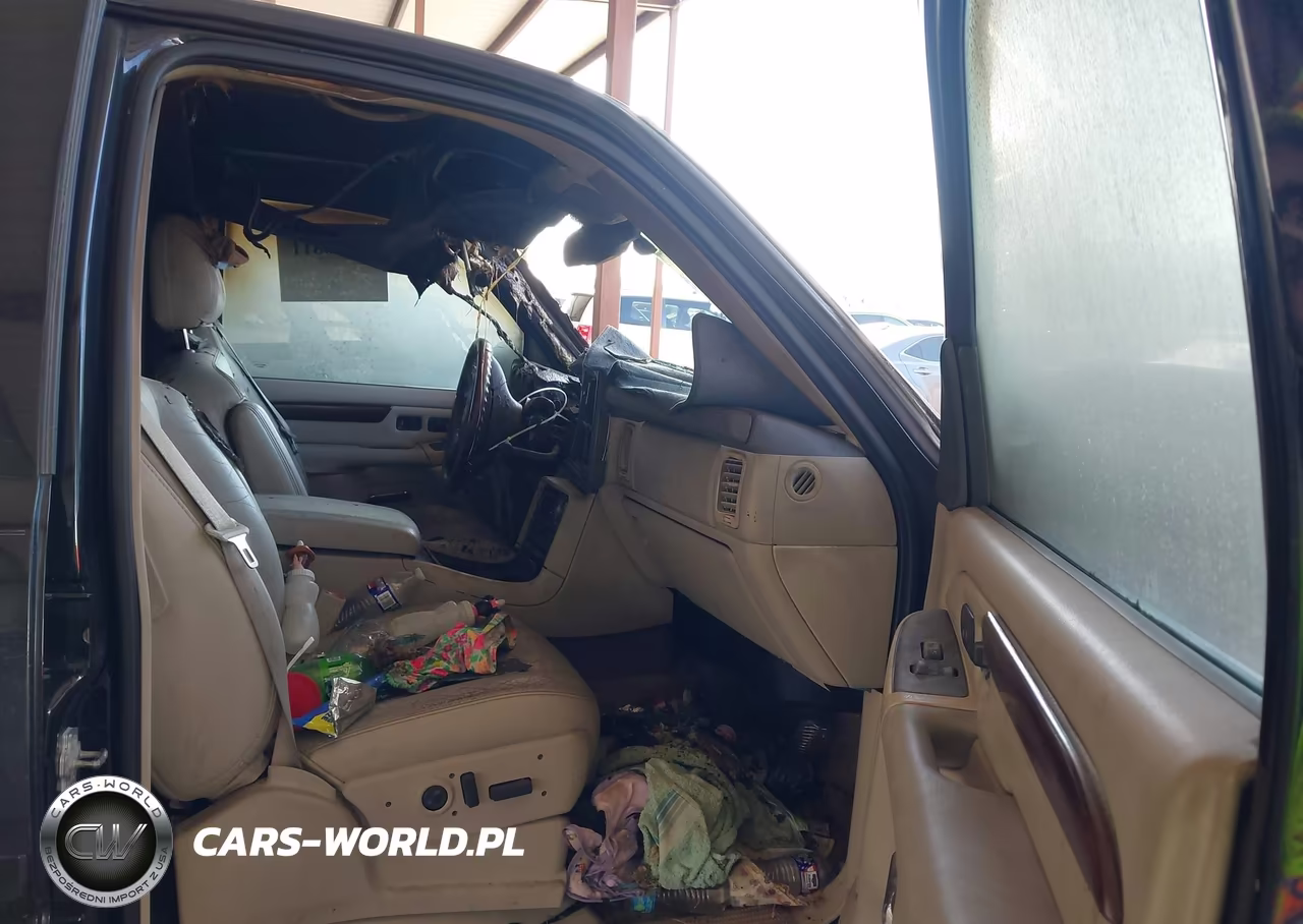2006 Cadillac Escalade Standard VIN:1GYEC63N56R155634 - 5