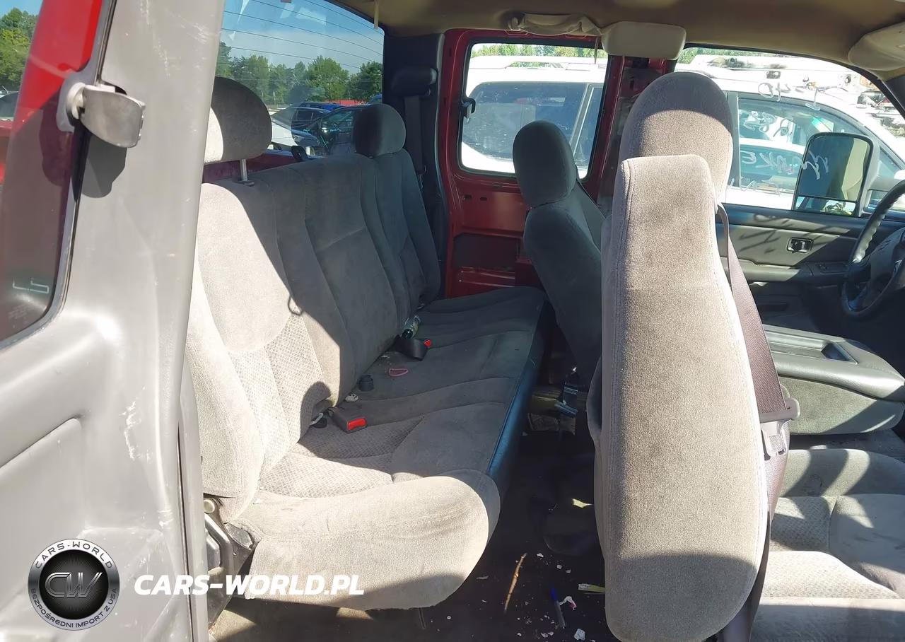 2005 Chevrolet Silverado 2500Hd Ls VIN:1GCHK29U75E219790 - 8