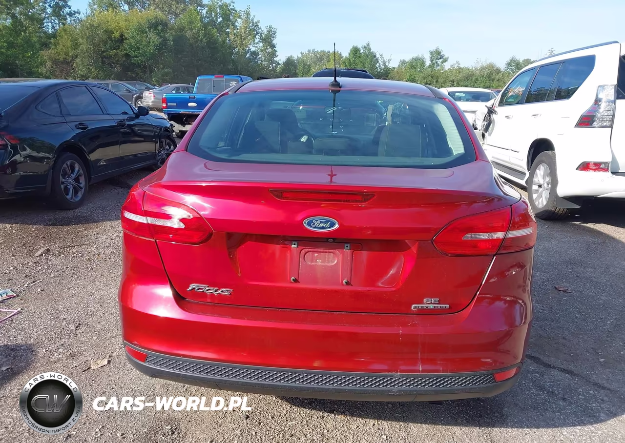 2016 Ford Focus Se VIN:1FADP3F20GL274675 - 16
