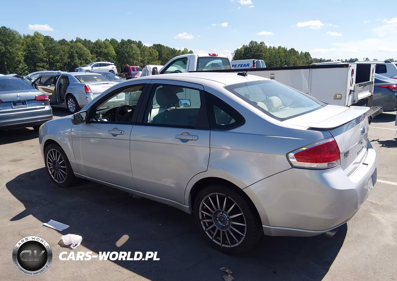 2009 Ford Focus Ses VIN:1FAHP36N39W177645 - 3