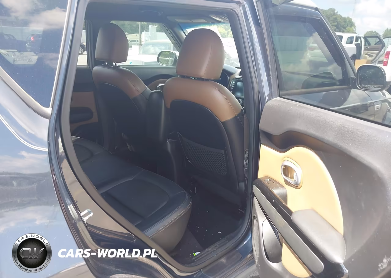 2016 Kia Soul + VIN:KNDJP3A53G7270191 - 8