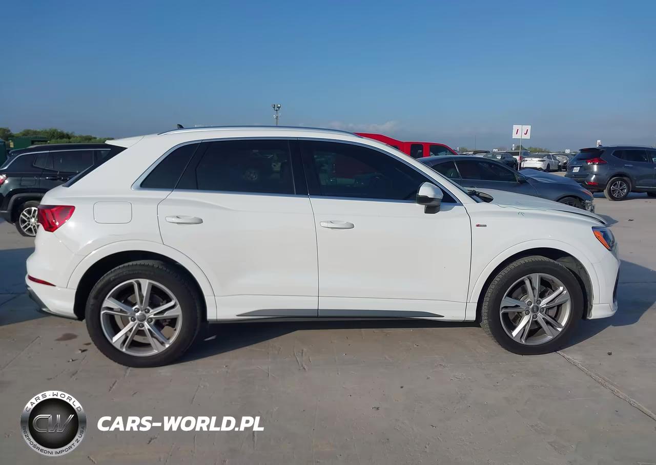 2020 Audi Q3 Premium 45 Tfsi S Line Quattro Tiptronic VIN:WA1DECF31L1006842 - 13