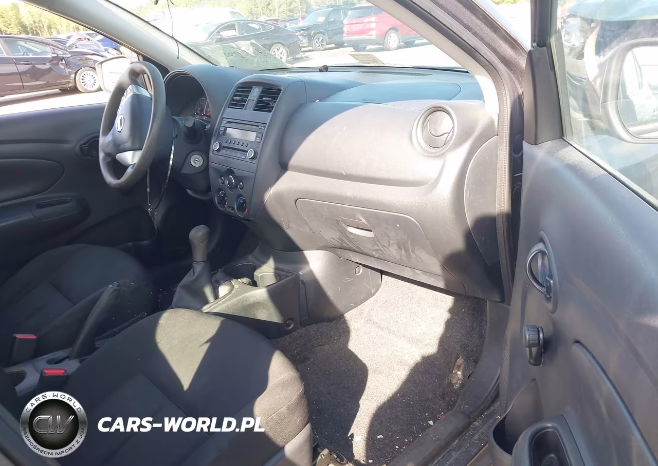 2016 Nissan Versa 1.6 S VIN:3N1CN7AP5GL883211 - 5