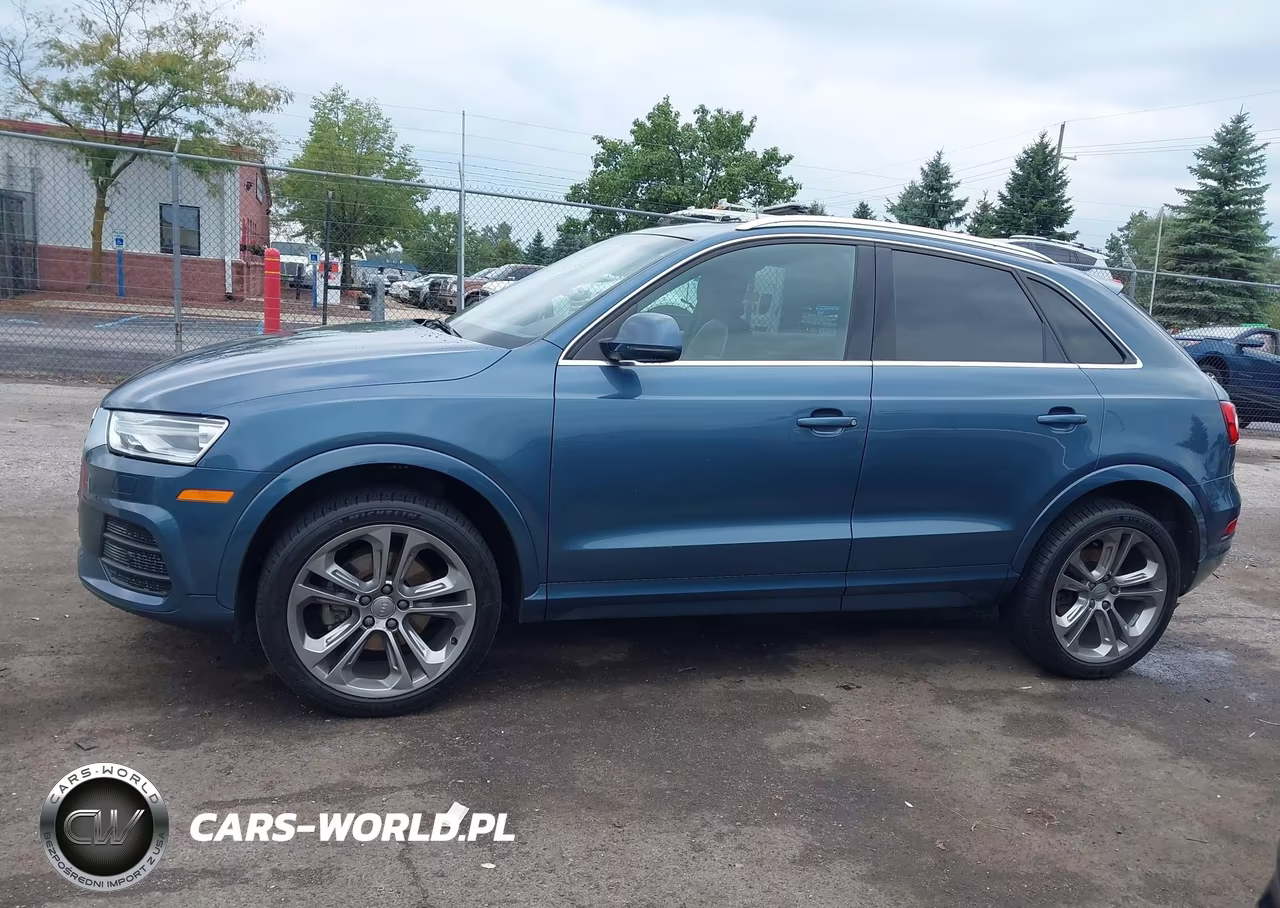2016 Audi Q3 2.0T Premium Plus VIN:WA1EFCFS4GR016975 - 14