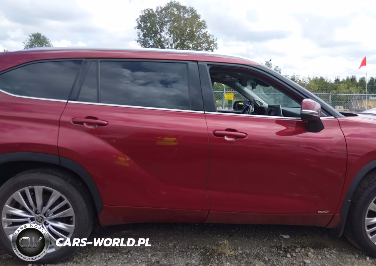 2022 Toyota Highlander Hybrid Platinum VIN:5TDEBRCH6NS085047 - 13
