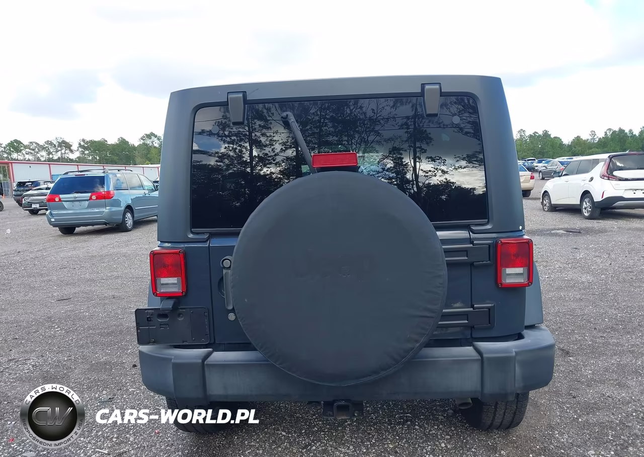 2016 Jeep Wrangler Unlimited Sport VIN:1C4BJWDG3GL258425 - 16