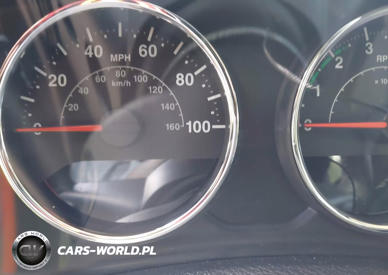2016 Jeep Wrangler Unlimited Sport VIN:1C4BJWDG3GL258425 - 7