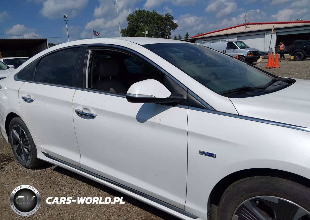 2019 Hyundai Sonata Plug-In Hybrid Limited VIN:KMHE54L26KA090307 - 13