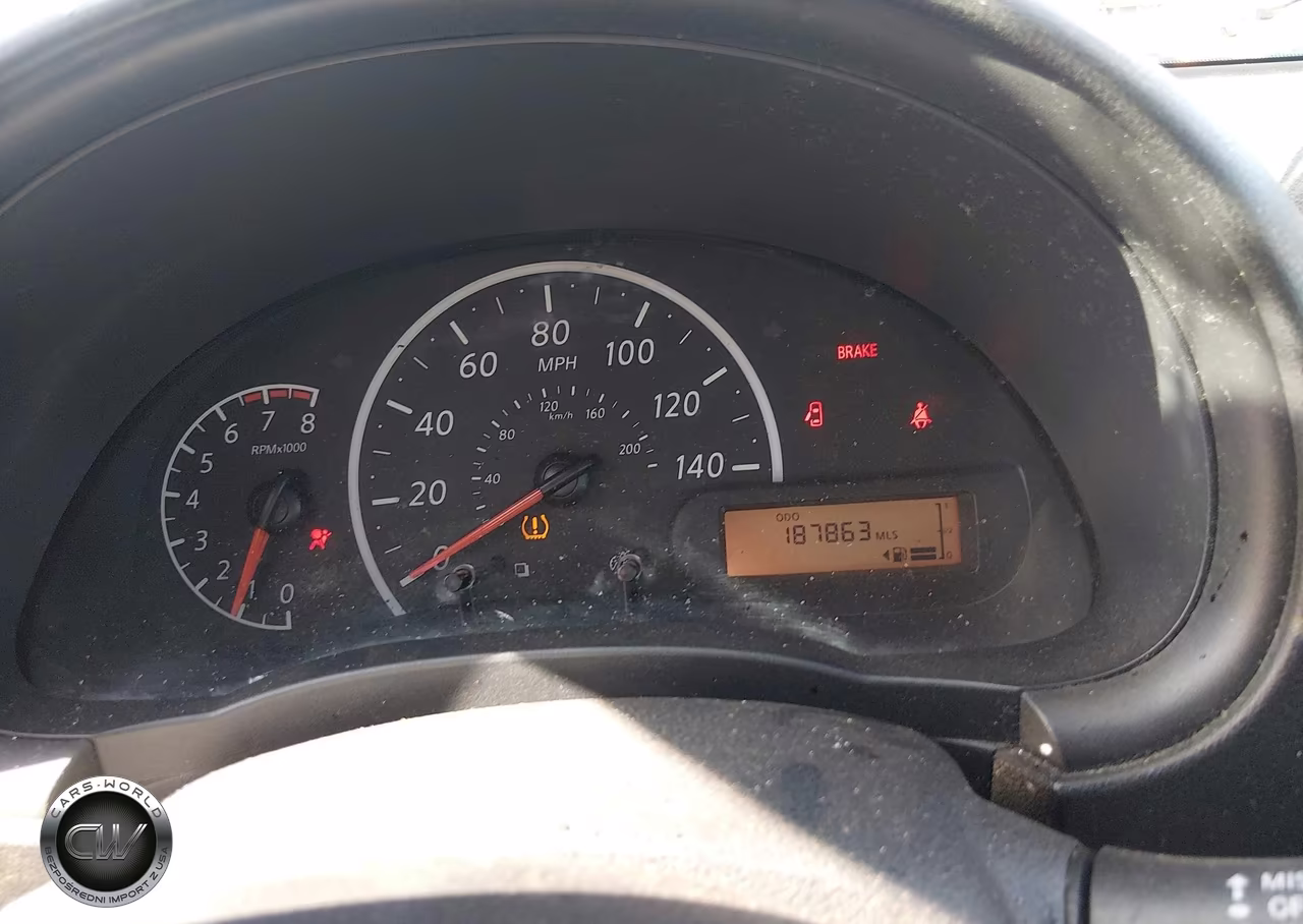 2018 Nissan Versa 1.6 S VIN:3N1CN7AP0JL842850 - 7