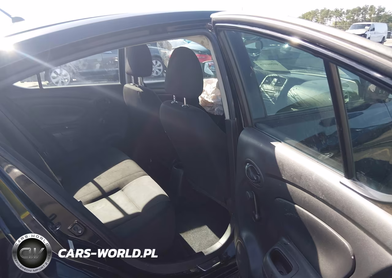 2018 Nissan Versa 1.6 S VIN:3N1CN7AP0JL842850 - 8