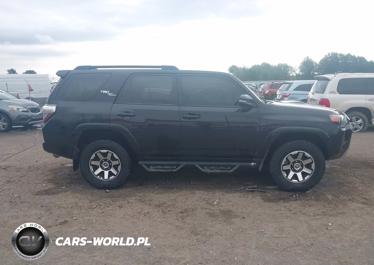2020 Toyota 4Runner Trd Off Road Premium VIN:JTEBU5JR6L5776532 - 13