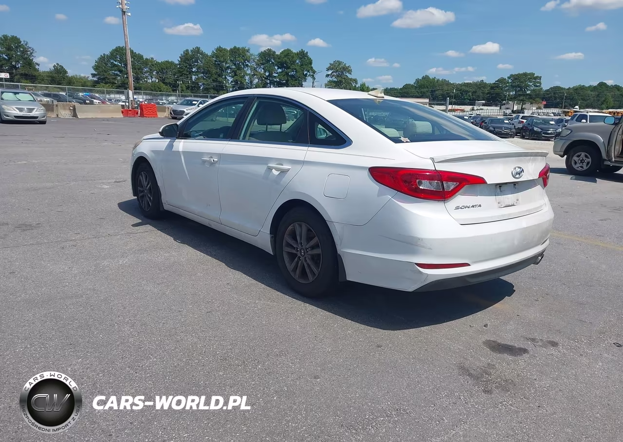 2015 Hyundai Sonata Se VIN:5NPE24AF0FH237657 - 3