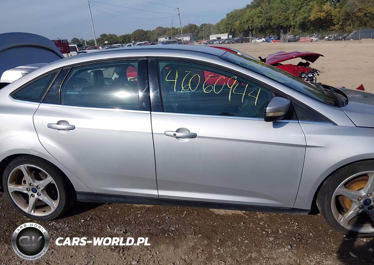 2014 Ford Focus Titanium VIN:1FADP3J26EL240616 - 13