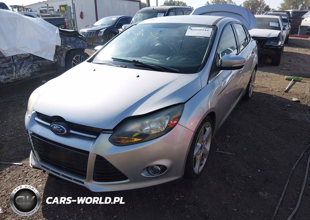 2014 Ford Focus Titanium VIN:1FADP3J26EL240616 - 2