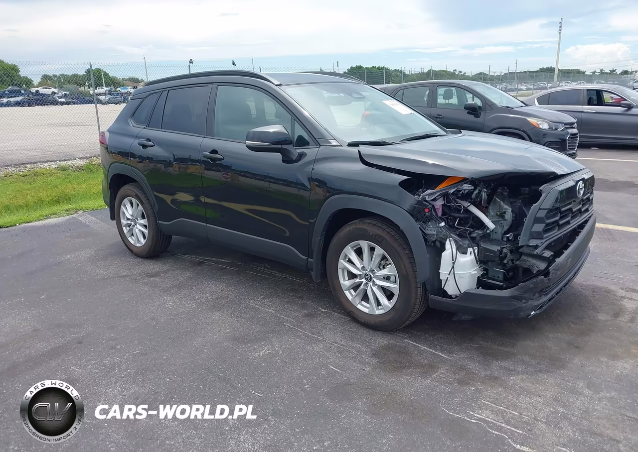 2026 Toyota Corolla Cross Le VIN:7MUCAAAG0TV207300 - 1