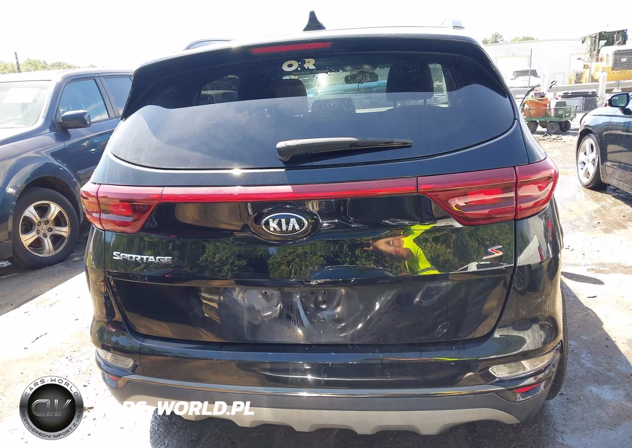 2020 Kia Sportage S VIN:KNDP63AC2L7773670 - 16