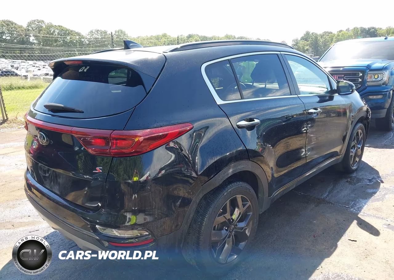 2020 Kia Sportage S VIN:KNDP63AC2L7773670 - 4