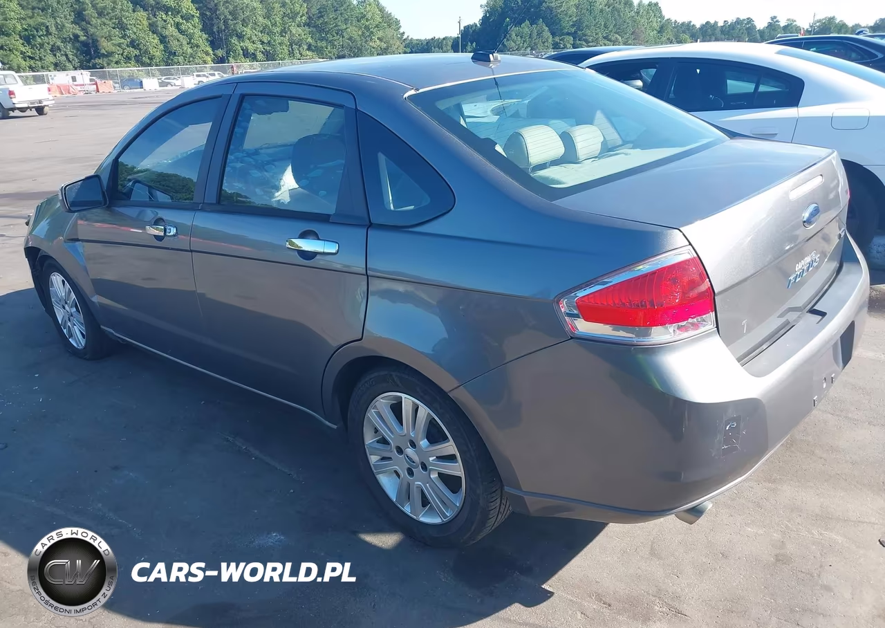 2010 Ford Focus Sel VIN:1FAHP3HN6AW250475 - 3