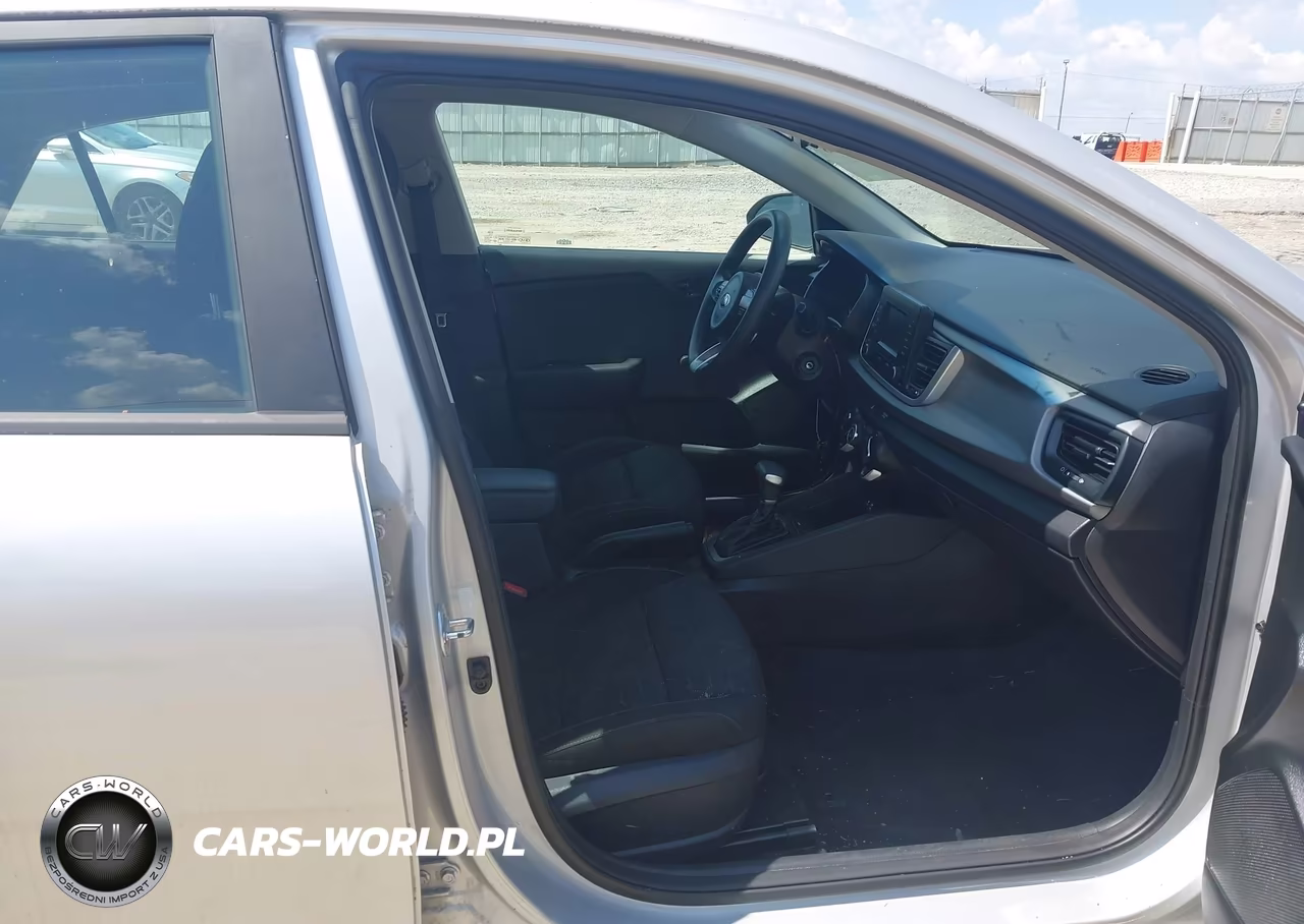 2018 Kia Rio S VIN:3KPA24AB8JE100250 - 5