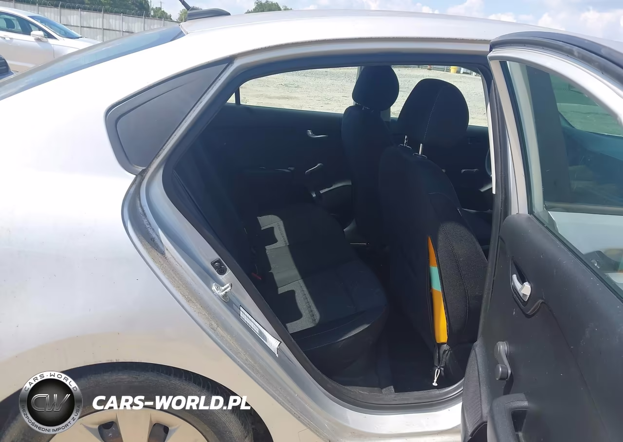 2018 Kia Rio S VIN:3KPA24AB8JE100250 - 8