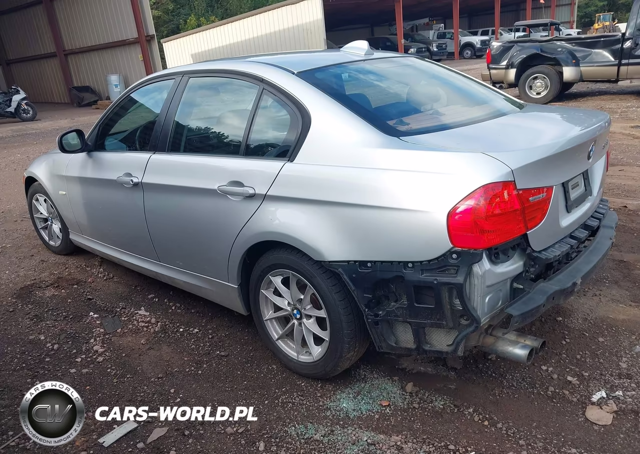 2010 BMW 328I VIN:WBAPH7G56ANM49170 - 3