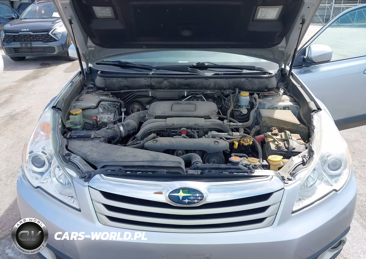 2012 Subaru Outback 2.5I Premium VIN:4S4BRCCCXC3209038 - 10