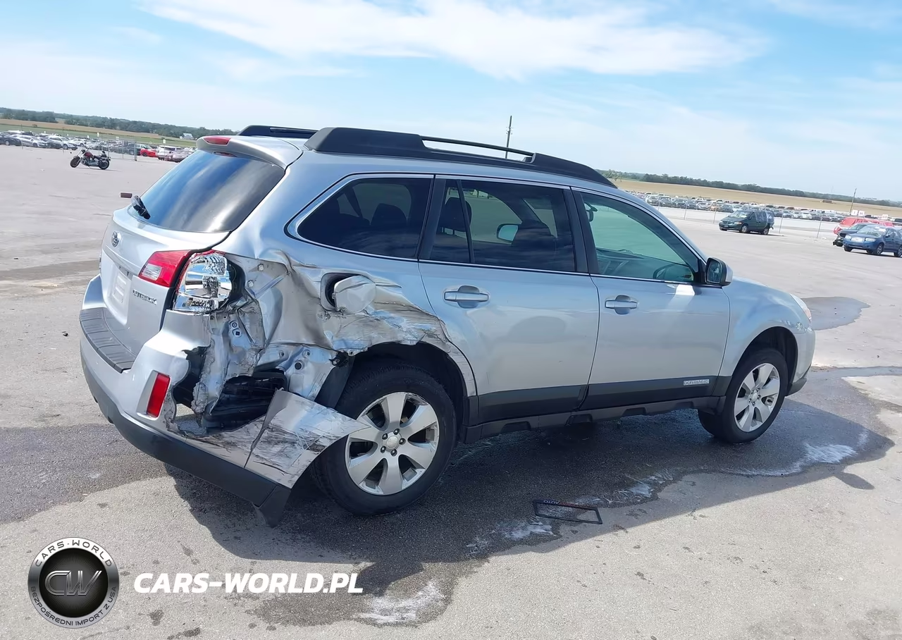 2012 Subaru Outback 2.5I Premium VIN:4S4BRCCCXC3209038 - 13