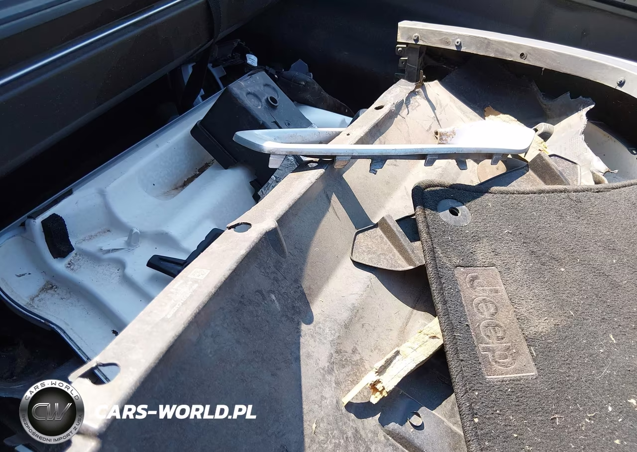 2022 Jeep Gladiator Overland 4X4 VIN:1C6HJTFG0NL164531 - 11