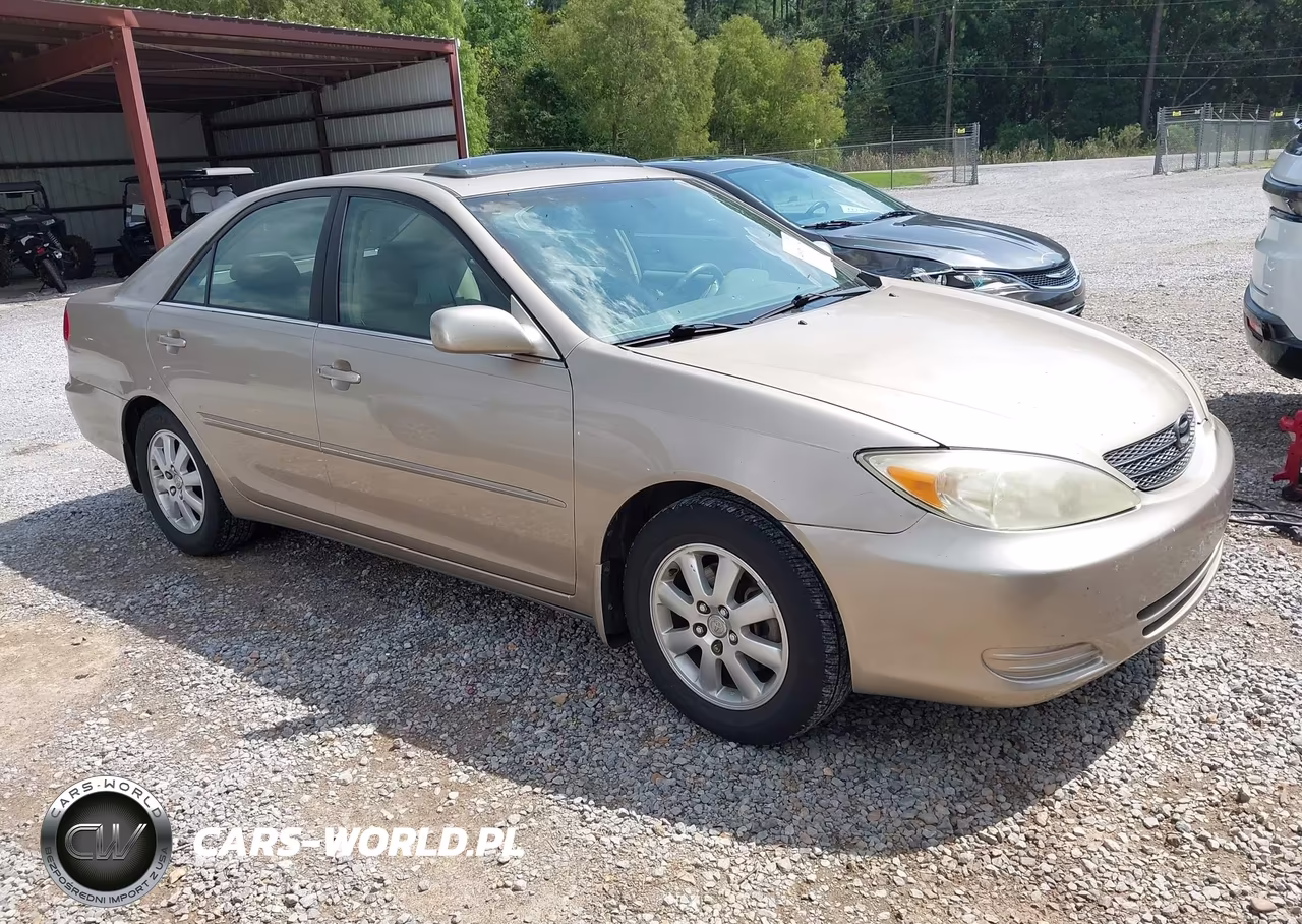 2002 Toyota Camry Xle V6 VIN:JTDBF32K420021864 - 1