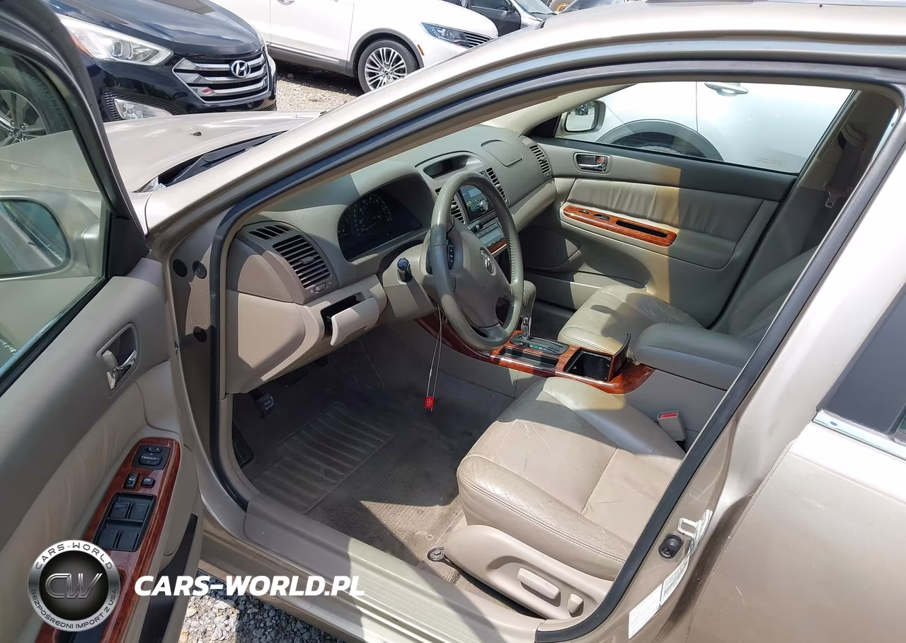 2002 Toyota Camry Xle V6 VIN:JTDBF32K420021864 - 5