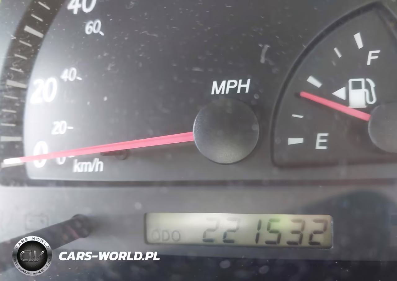 2002 Toyota Camry Xle V6 VIN:JTDBF32K420021864 - 7