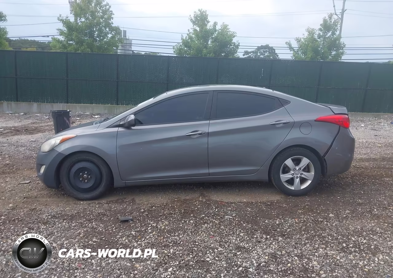 2013 Hyundai Elantra Gls VIN:5NPDH4AE3DH208314 - 14