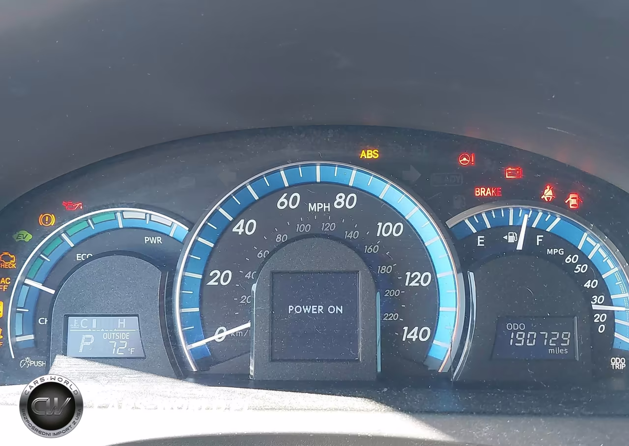 2013 Toyota Camry Hybrid Le VIN:4T1BD1FK3DU067374 - 15