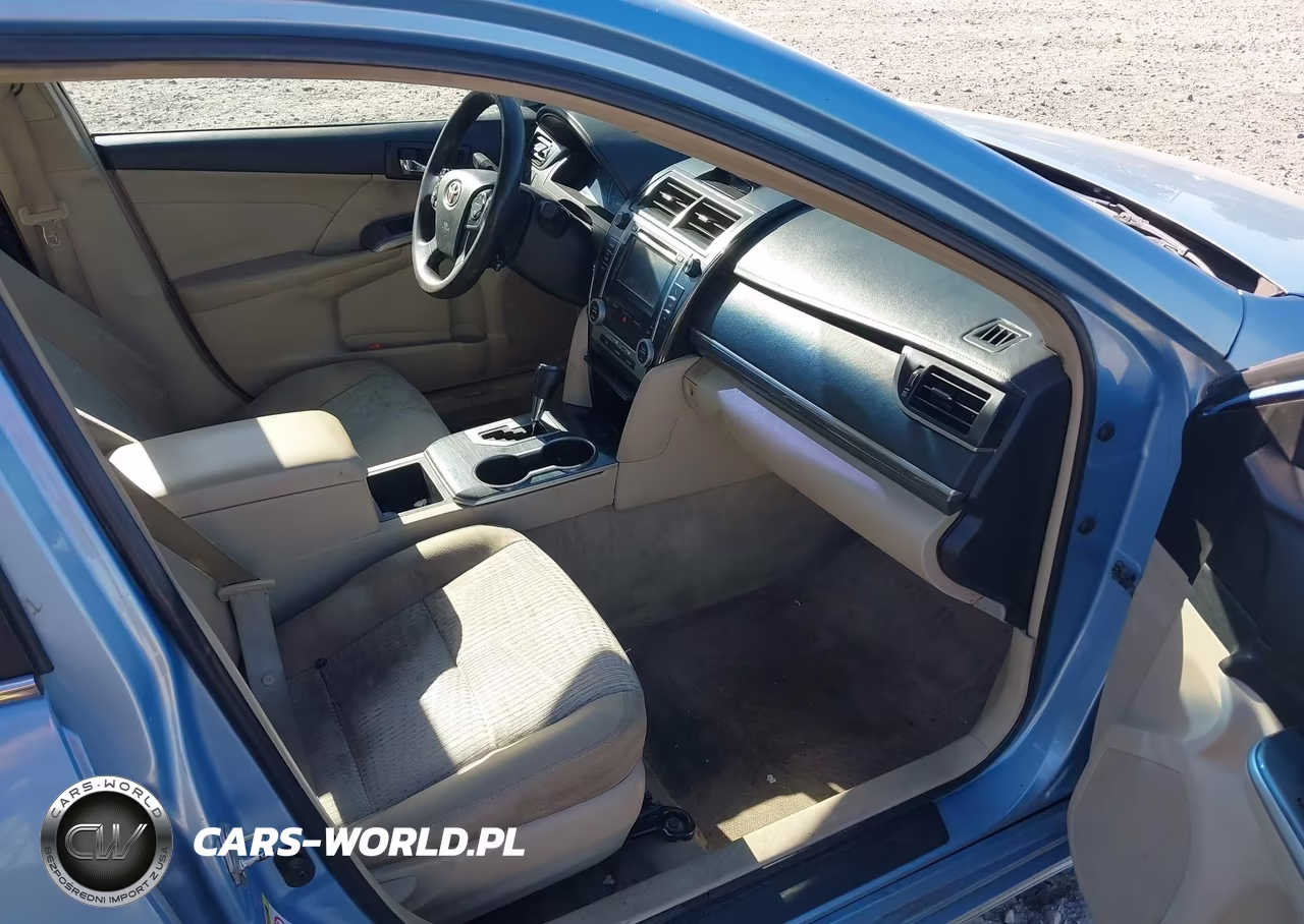 2013 Toyota Camry Hybrid Le VIN:4T1BD1FK3DU067374 - 5
