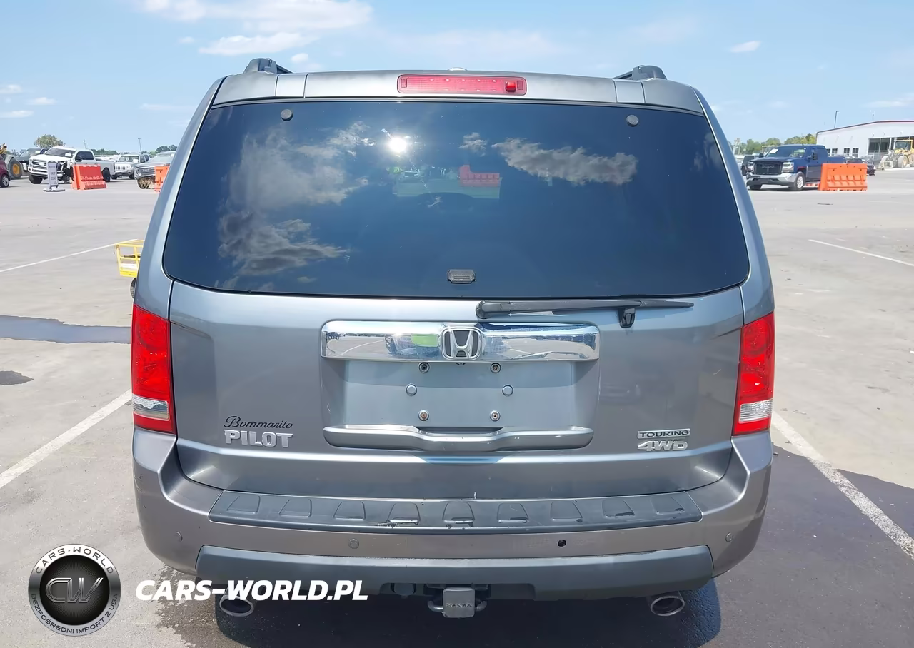 2009 Honda Pilot Touring VIN:5FNYF48979B045513 - 17