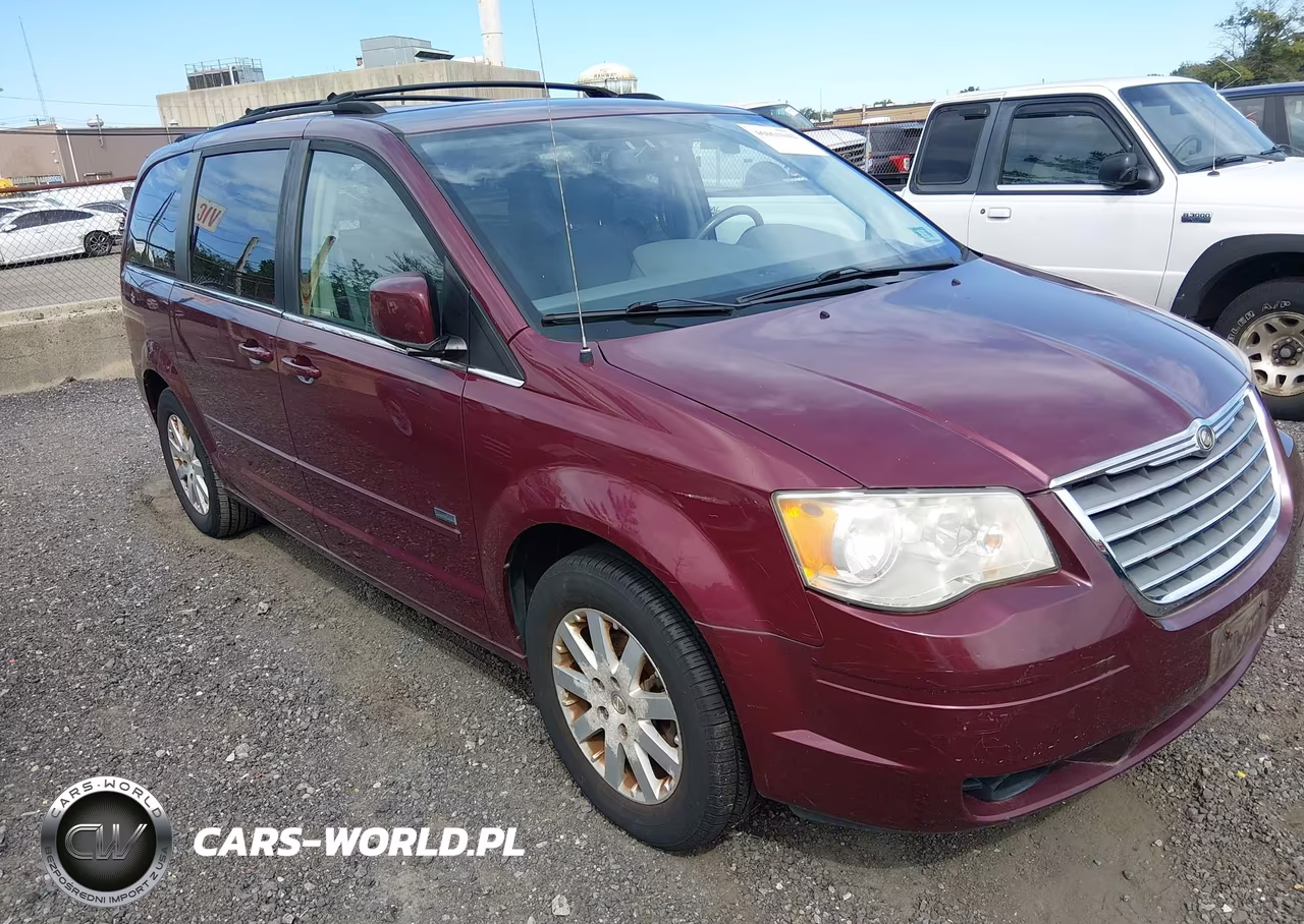 2008 Chrysler Town & Country Touring – zdjęcie 1 z 11