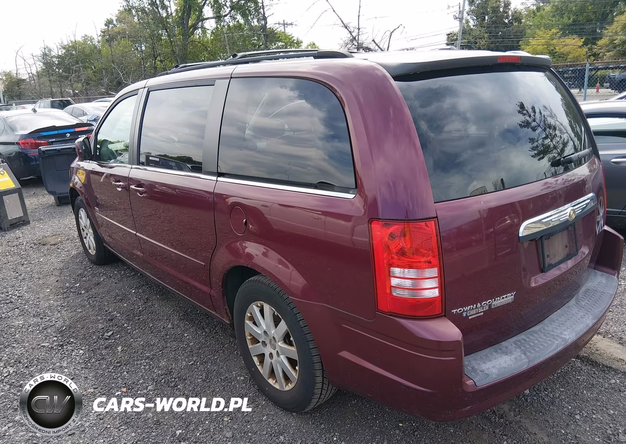 2008 Chrysler Town & Country Touring VIN:2A8HR54P28R841471 - 3