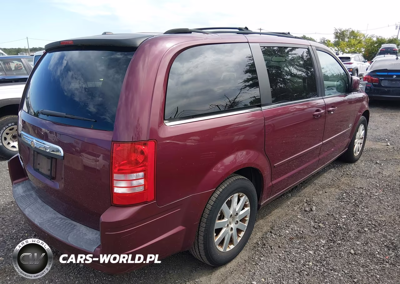 2008 Chrysler Town & Country Touring VIN:2A8HR54P28R841471 - 4