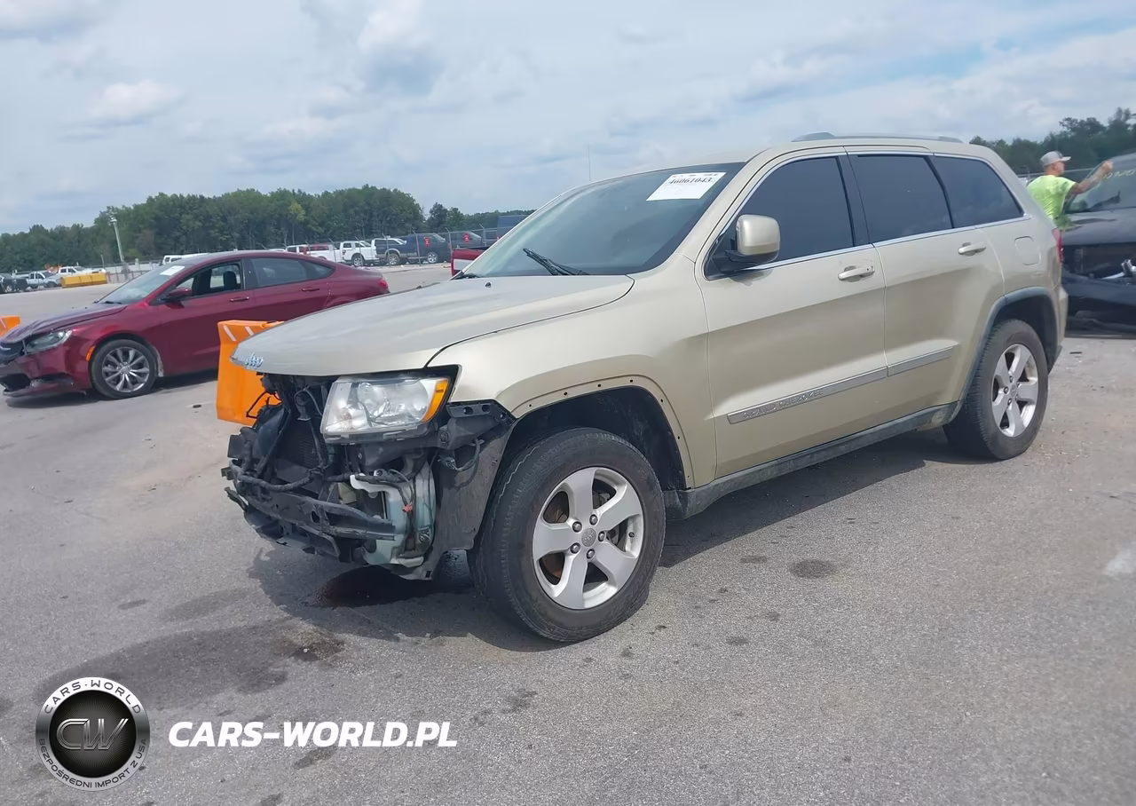 2011 Jeep Grand Cherokee Laredo VIN:1J4RR4GG7BC557863 - 2