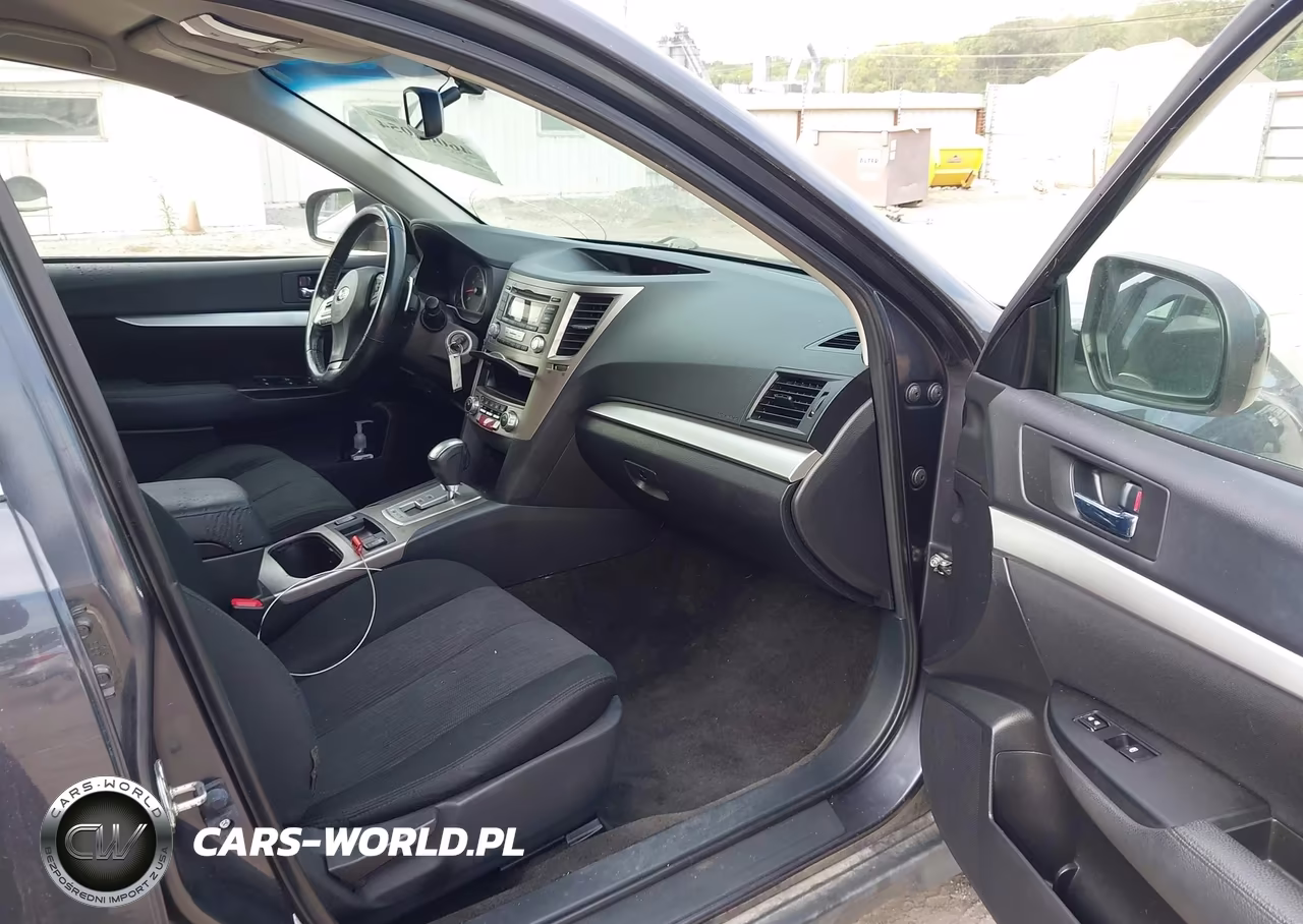 2013 Subaru Outback 2.5I Premium VIN:4S4BRCCC8D3255436 - 5