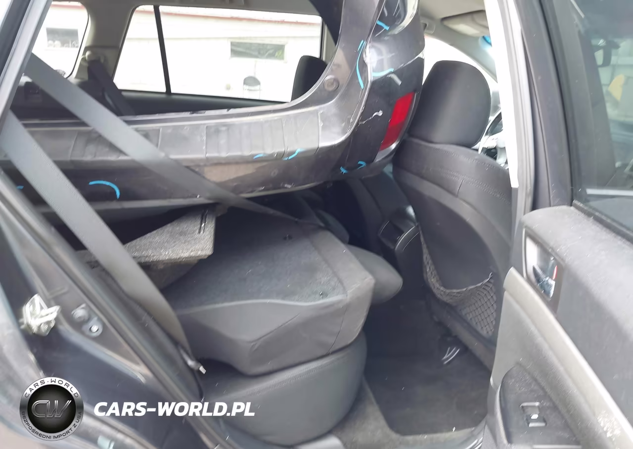 2013 Subaru Outback 2.5I Premium VIN:4S4BRCCC8D3255436 - 8