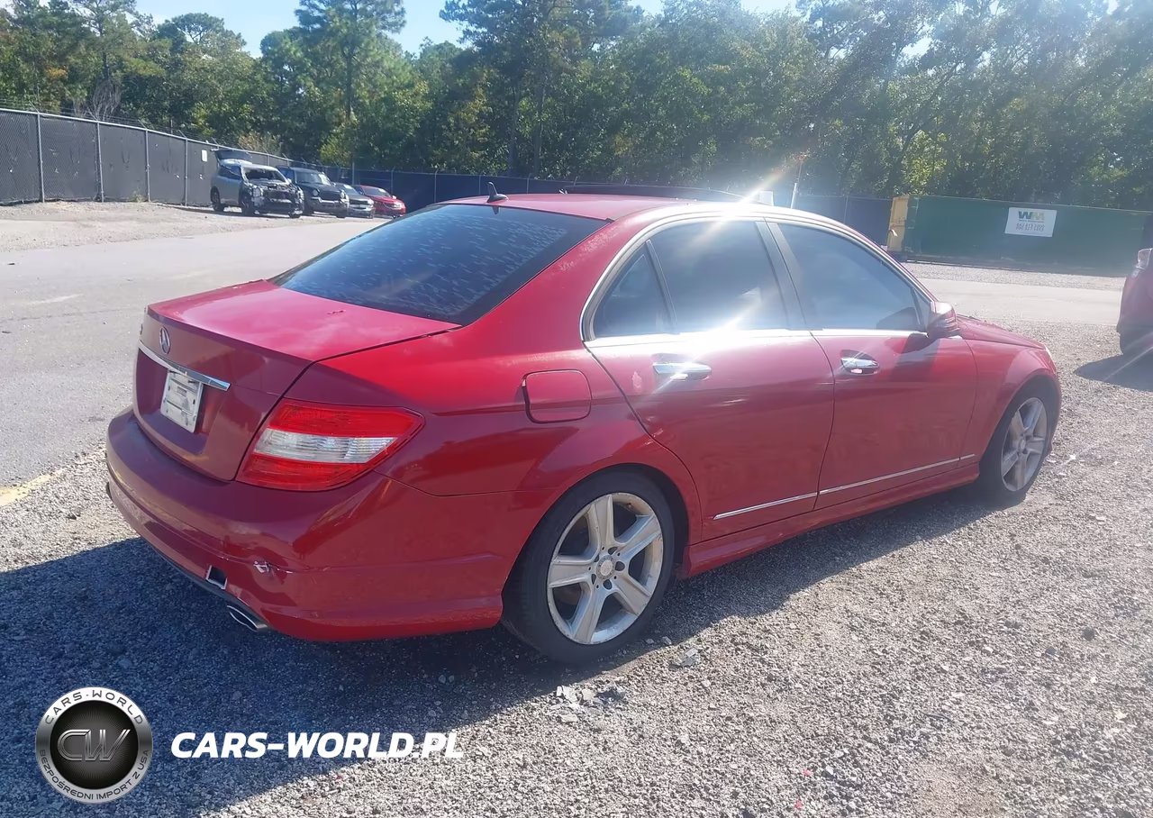 2011 Mercedes-Benz C 300 Luxury-Sport VIN:WDDGF5EB9BA513786 - 4