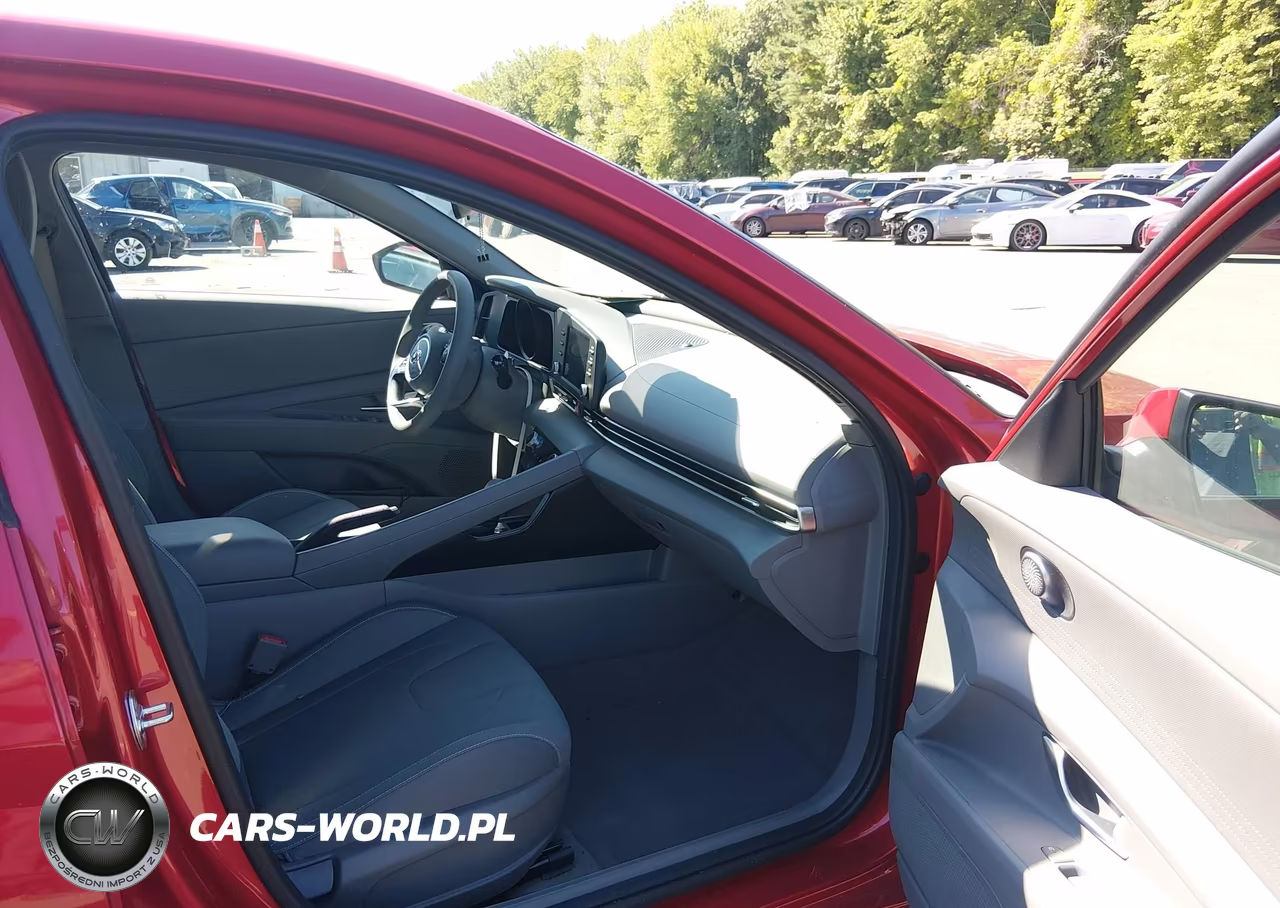 2022 Hyundai Elantra Sel VIN:5NPLM4AG8NH079755 - 5